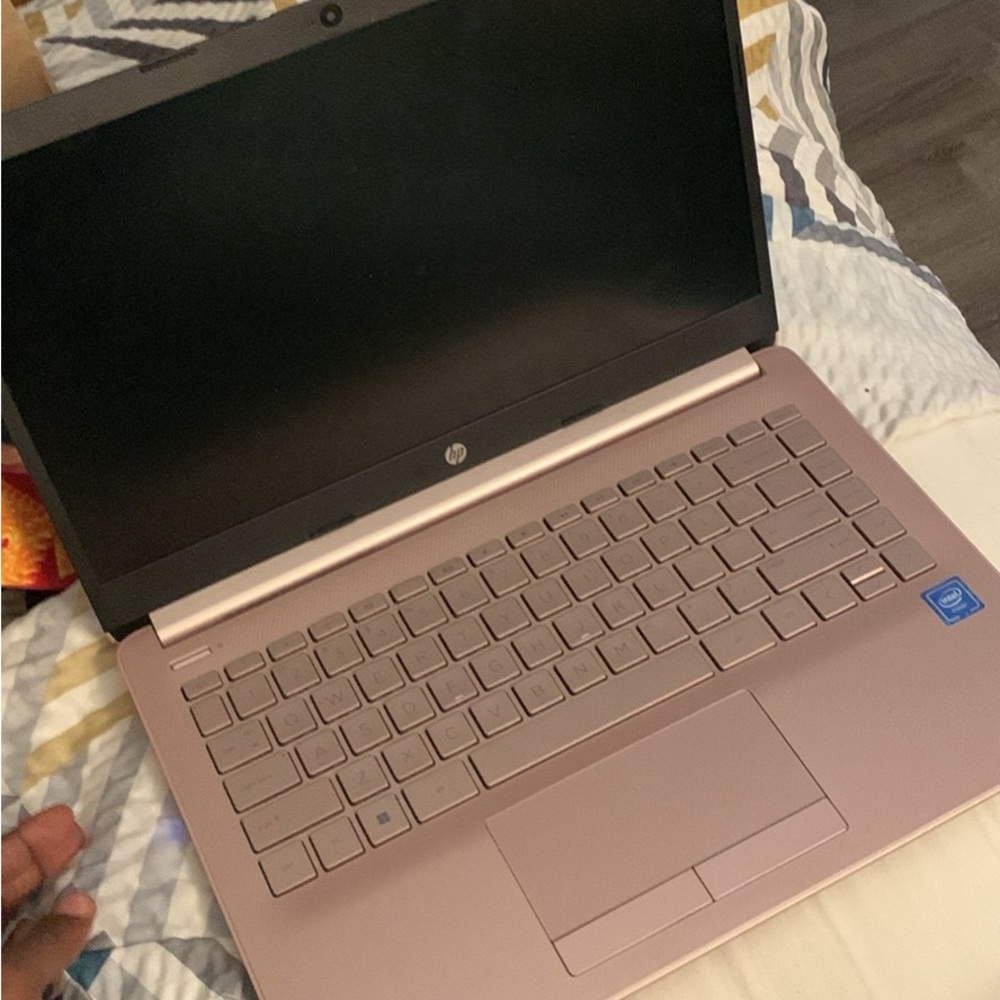 Hp laptop pink